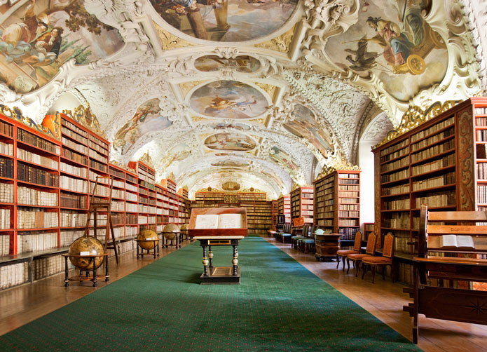 Art history library