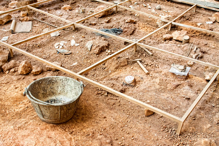 Archeology course in the field